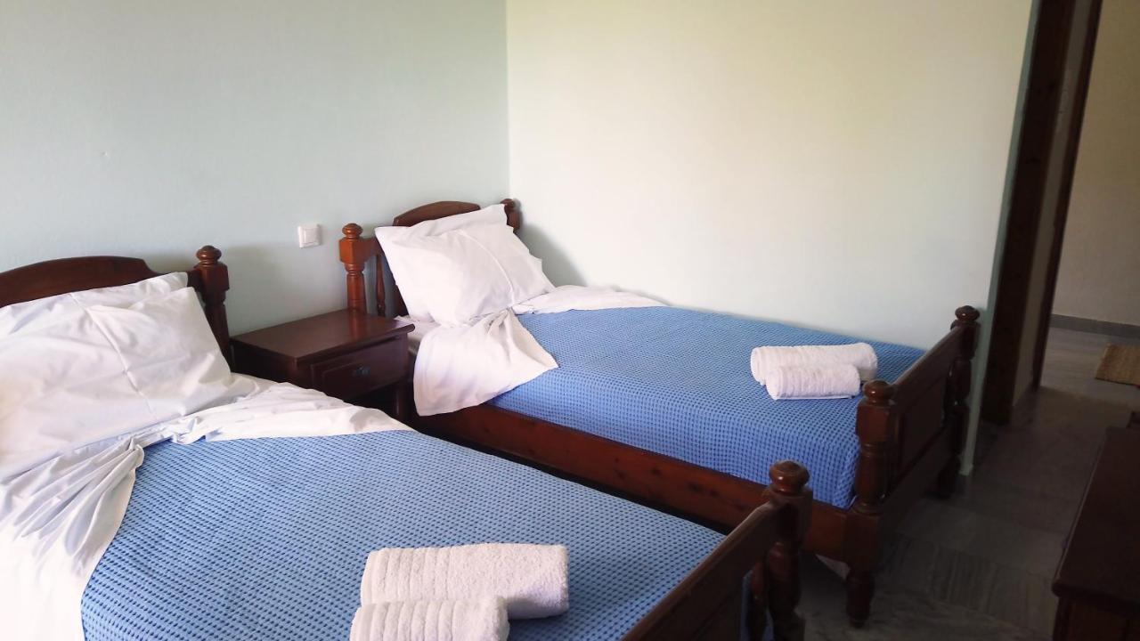 Fistiki Rooms Agia Marina  Exterior photo