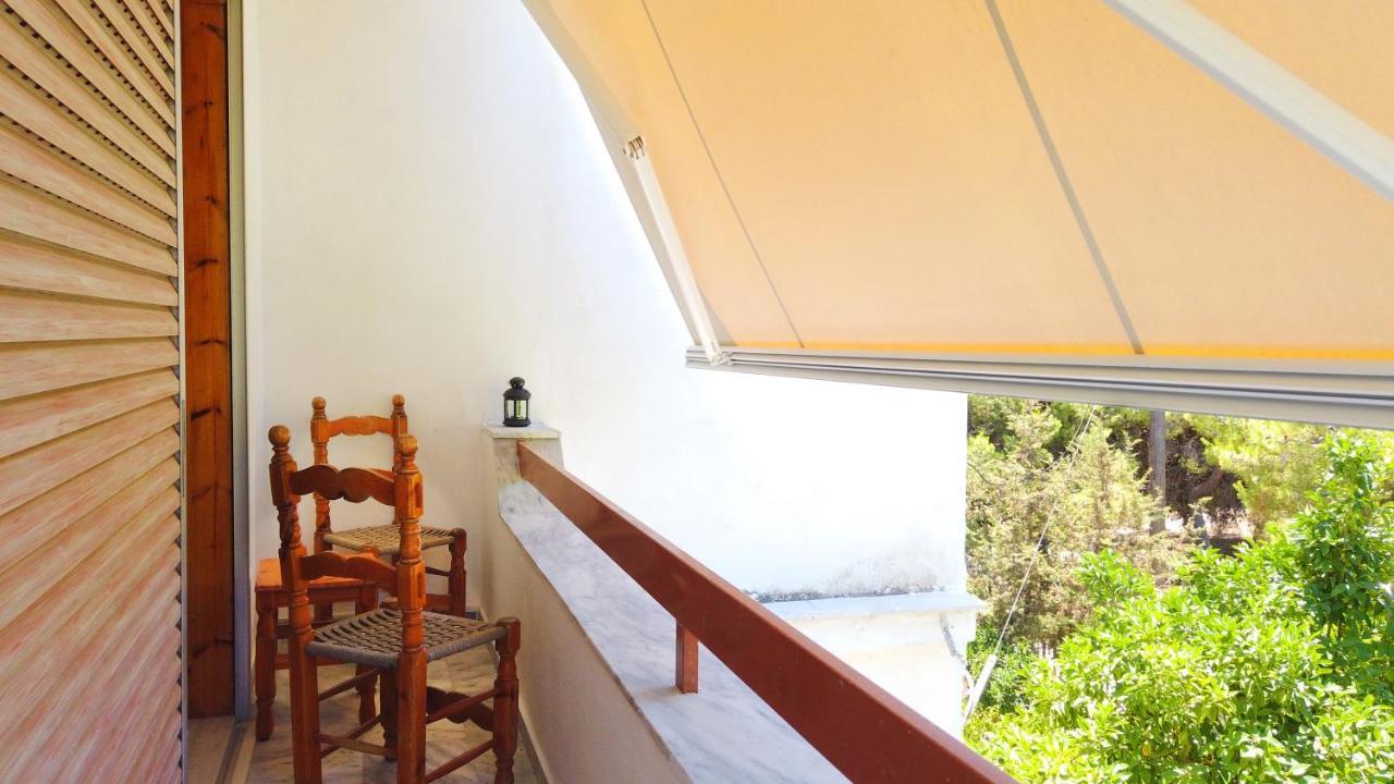Fistiki Rooms Agia Marina  Exterior photo