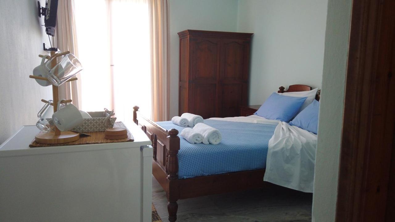 Fistiki Rooms Agia Marina  Exterior photo