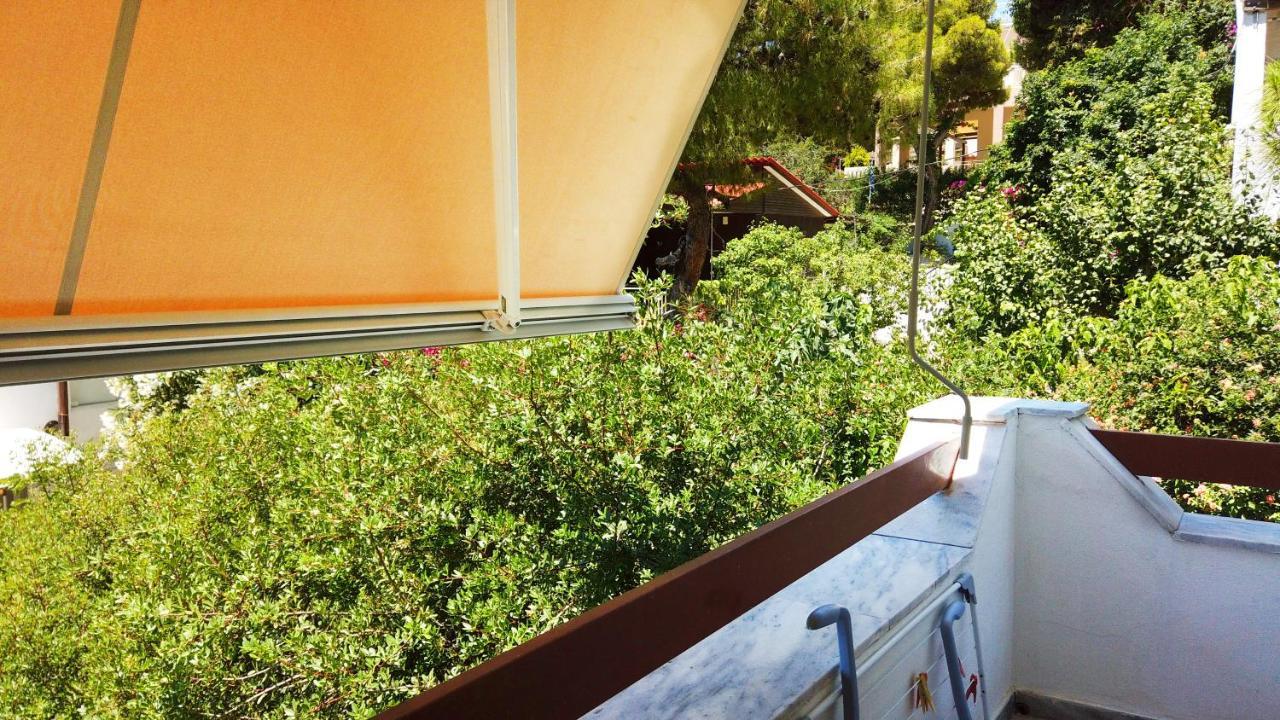 Fistiki Rooms Agia Marina  Exterior photo